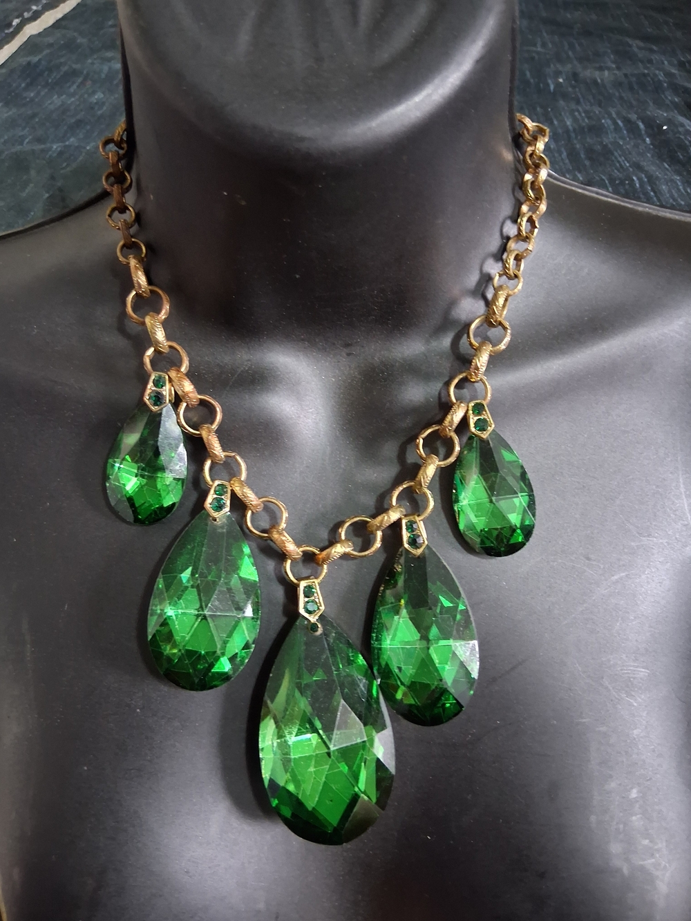 Vintage Runway Emerald Green Teardrop Statement Necklace - Gold Chain Chunky